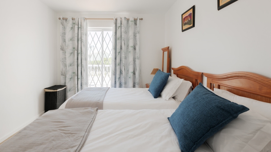 3 Bedroom Property for Sale in Struisbaai Western Cape